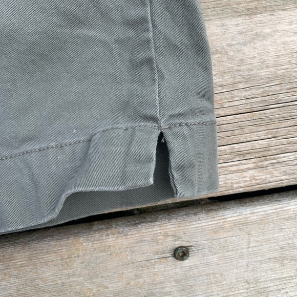 Denver Hayes Mia Mid-Rise Capri Pants - Size 12 - Grey/Green Khaki - Picture 4 of 8